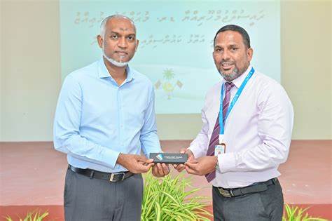 ހައްދުންމަތީ އަތޮޅު ކައުންސިލުން އެ އަތޮޅު ސުކޫލުތަކަށް މާލީ އެހީއަށް އެދުމުގެ ފުރުސަތު ހުޅުވާލައިފި